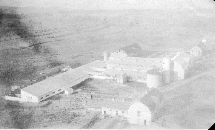 VPI Barns circa 1920s. Photo by Henry Flippen Turner. Special Collections.