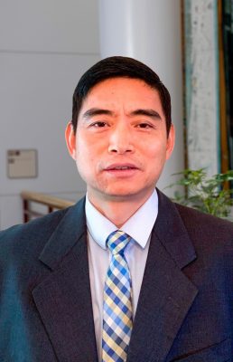 Photo of Dr. Tim Shi.